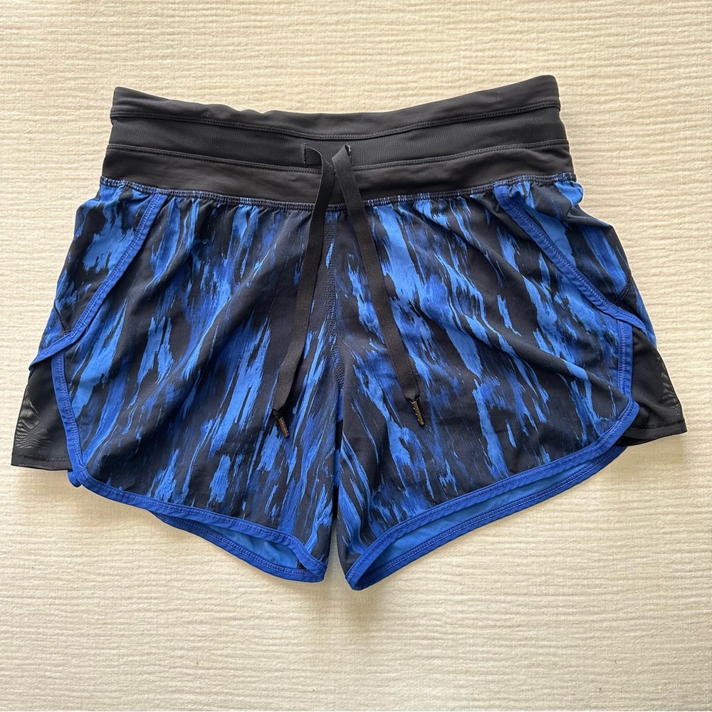Lululemon Kanto Catch Me Short Blue and Black Size 6 women’s